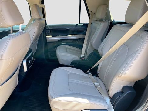 Used 2023 Ford Expedition Limited AWD/4WD image 26