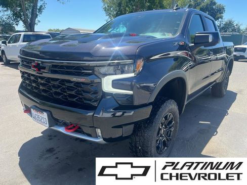 Used 2023 Chevrolet Silverado 1500 ZR2 w/ Technology Package AWD/4WD image 1