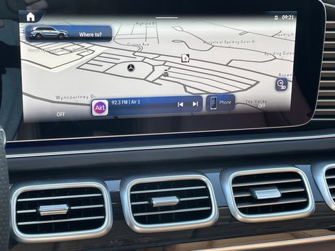 New 2026 Mercedes-Benz GLS 450 4MATIC image 31