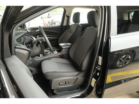 Used 2018 Ford Escape SE w/ SE Sync 3 Package AWD/4WD image 26
