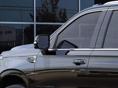 New 2026 GMC Yukon XL Elevation w/ Elevation Premium Package image 12