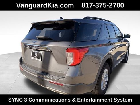 Used 2023 Ford Explorer XLT w/ Equipment Group 202A image 4