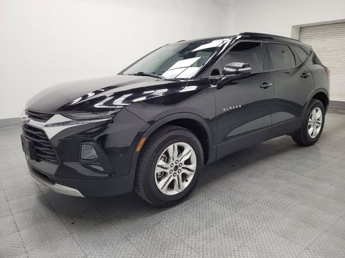 Used 2019 Chevrolet Blazer LT image 2
