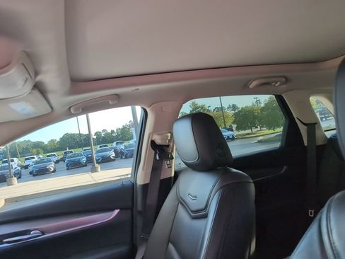Used 2019 Cadillac XT5 Luxury FWD image 13