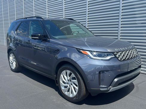 New 2026 Land Rover Discovery S AWD/4WD image 7
