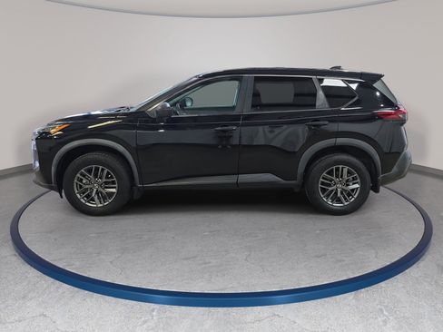 Used 2021 Nissan Rogue S FWD image 9