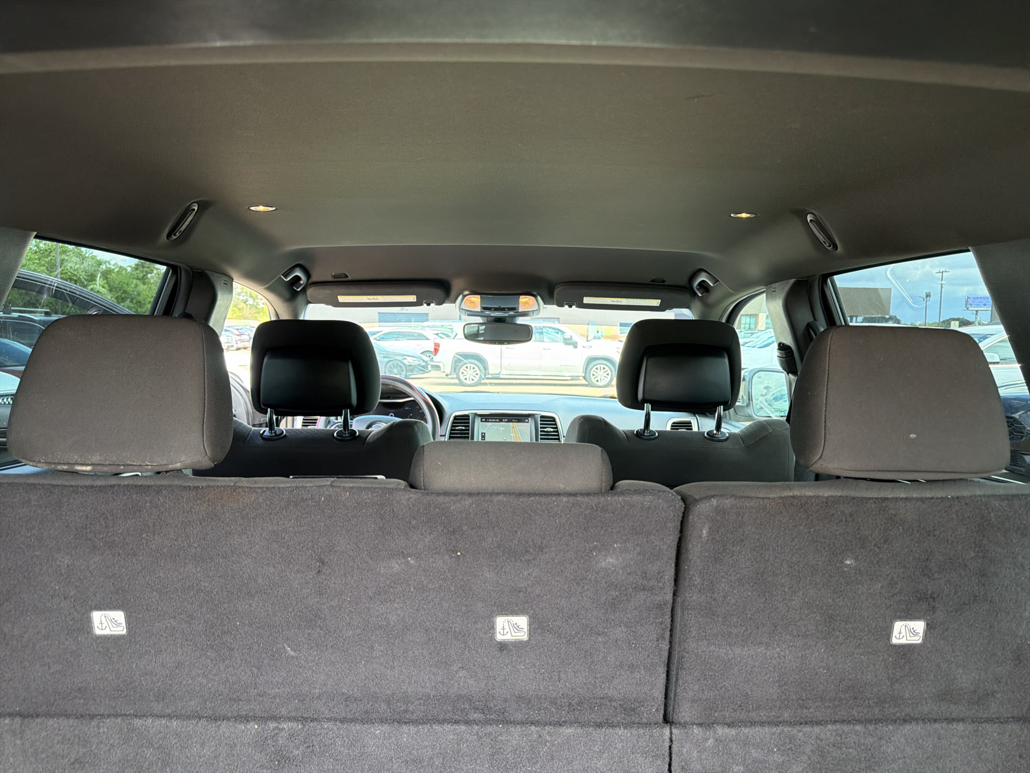 Used 2018 Jeep Grand Cherokee Laredo RWD image 27