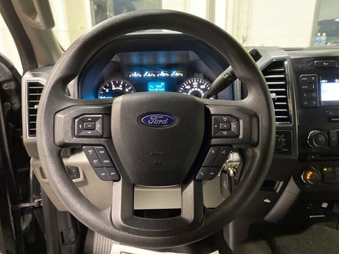 Used 2018 Ford F150 XLT image 17