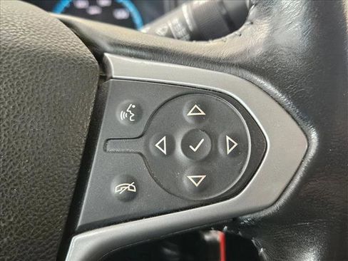 Used 2018 Chevrolet Colorado LT w/ LT Convenience Package RWD image 14
