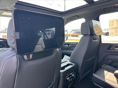 New 2026 GMC Yukon XL Elevation w/ Elevation Premium Package image 23