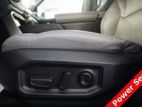 Used 2022 Toyota Tundra Limited image 8