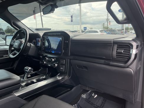 Used 2022 Ford F150 XLT w/ Equipment Group 302A High AWD/4WD image 16