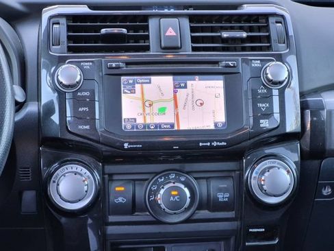 Used 2017 Toyota 4Runner TRD Off-Road Premium AWD/4WD image 12