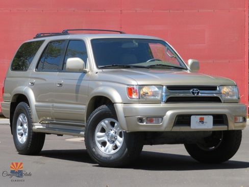 Used 2001 Toyota 4Runner Limited RWD image 1