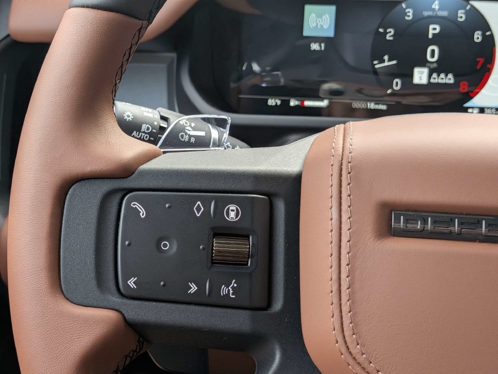 New 2026 Land Rover Defender 110 OCTA AWD/4WD image 25