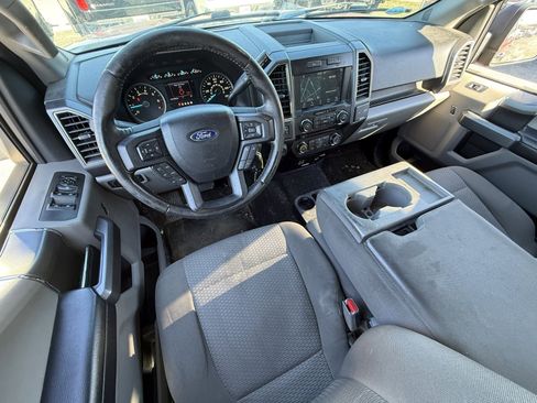 Used 2017 Ford F150 XLT w/ Equipment Group 302A Luxury image 14