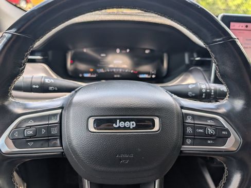 Used 2022 Jeep Compass High Altitude AWD/4WD image 20