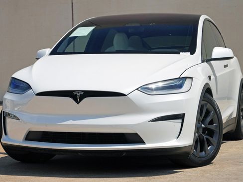 Used 2022 Tesla Model X AWD/4WD image 3
