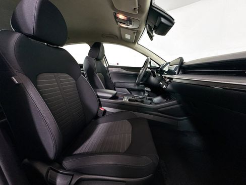 Used 2025 Kia K5 LXS image 31