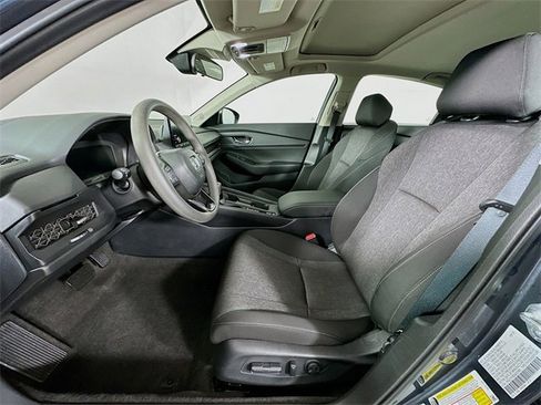 Certified 2025 Honda Accord SE image 25