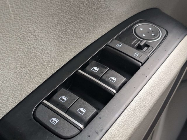 Used 2025 Kia Soul LX FWD image 22