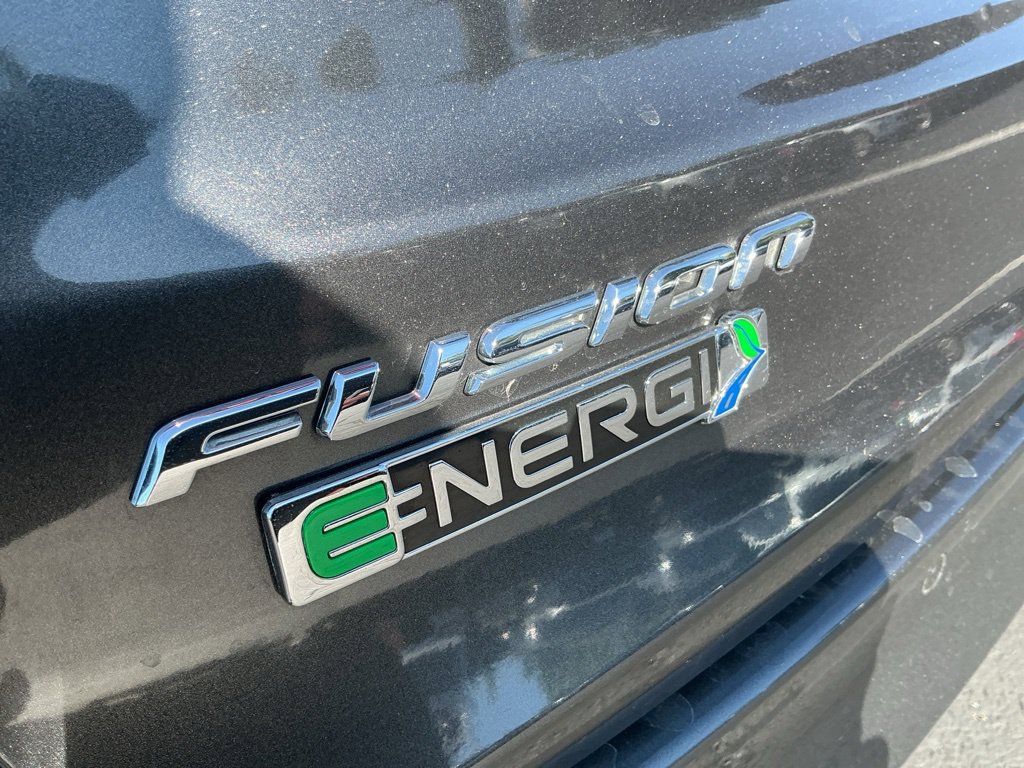 Used 2019 Ford Fusion Energi Titanium FWD image 8