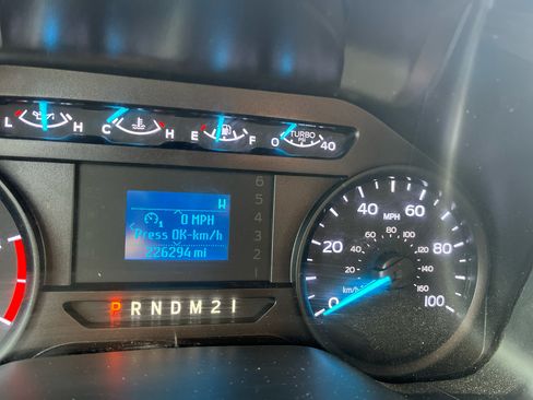 Used 2019 Ford F250 XL w/ Power Equipment Group image 10