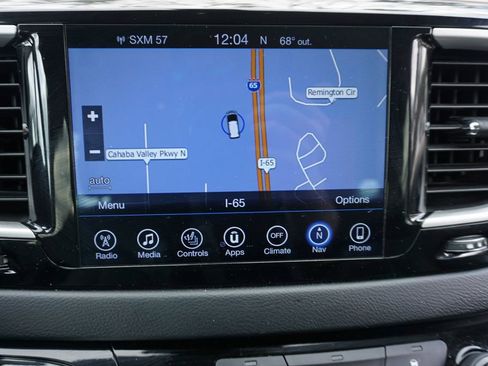 Used 2017 Chrysler Pacifica Touring-L w/ Tire & Wheel Group image 8