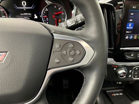 Used 2023 Chevrolet Traverse Premier w/ Redline Edition AWD/4WD image 13