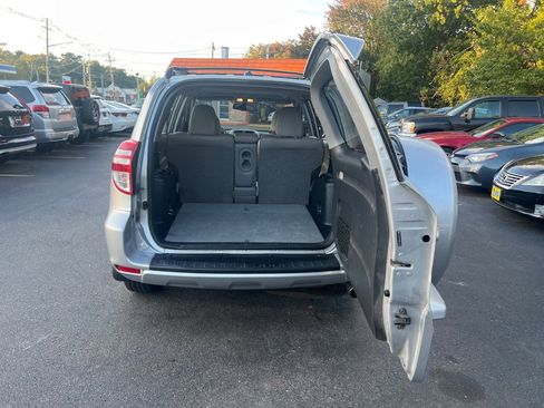 Used 2012 Toyota RAV4 Limited image 5
