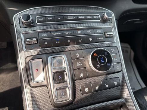 Used 2023 Hyundai Santa Fe Limited image 27
