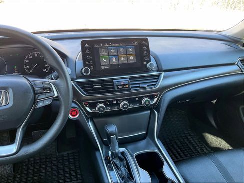 Certified 2019 Honda Accord EX image 17