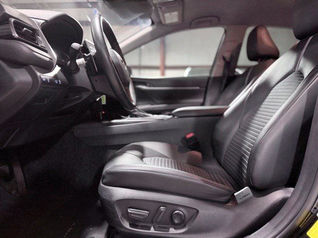 Used 2023 Toyota Camry SE FWD image 10