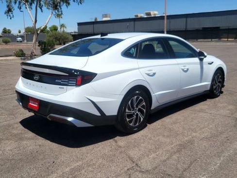 Used 2026 Hyundai Sonata Blue FWD image 9