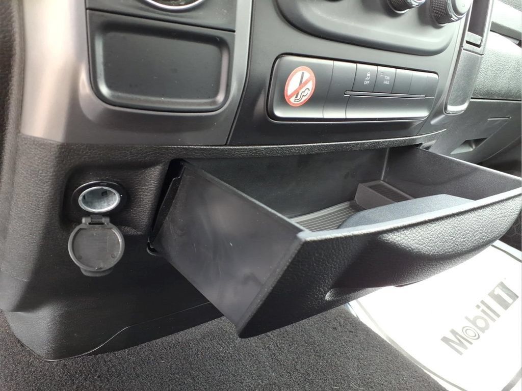 Used 2024 RAM 1500 Classic SLT RWD image 18
