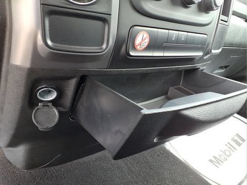 Used 2024 RAM 1500 Classic SLT RWD image 18