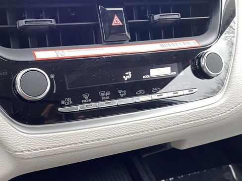 New 2026 Toyota Corolla Cross L image 34