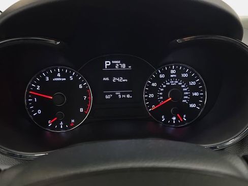 Used 2017 Kia Forte LX FWD image 19