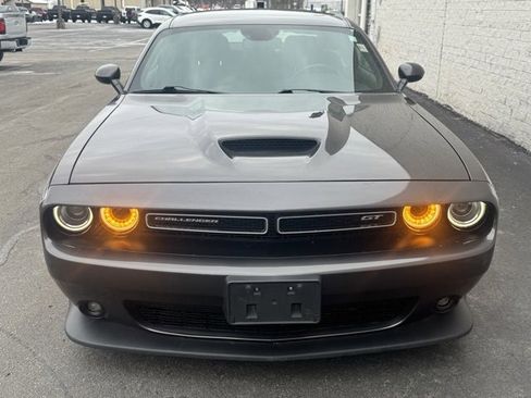 Used 2022 Dodge Challenger GT image 3