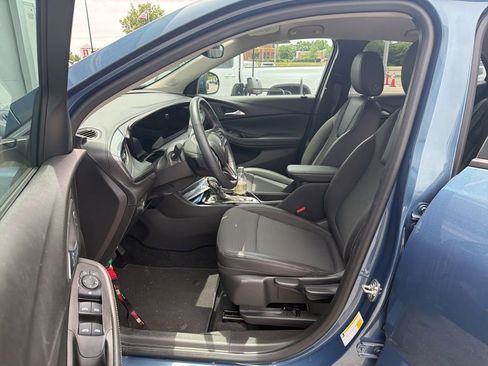 Used 2025 Buick Encore GX Preferred FWD image 6