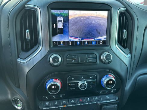 Used 2020 GMC Sierra 3500 Denali w/ Denali Ultimate Package image 27