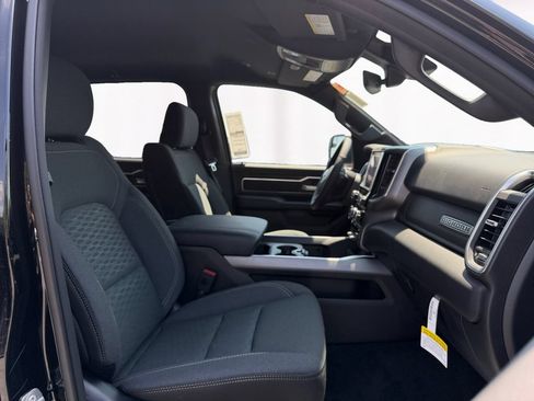New 2026 RAM 1500 Big Horn AWD/4WD image 15