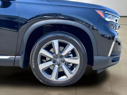 Used 2025 Honda Pilot Touring image 46