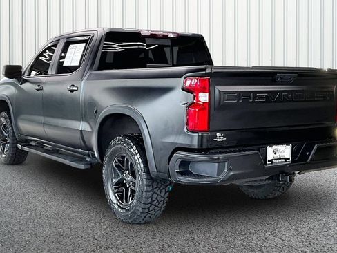 Used 2023 Chevrolet Silverado 1500 ZR2 w/ Technology Package AWD/4WD image 4
