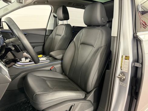 Used 2022 Audi Q7 3.0T Prestige w/ Prestige Package AWD/4WD image 13