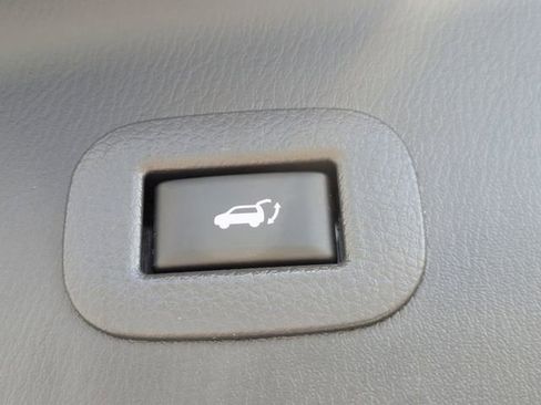 Used 2024 INFINITI QX80 Luxe image 15