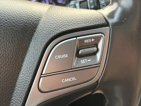 Used 2019 Hyundai Santa Fe XL AWD/4WD image 23