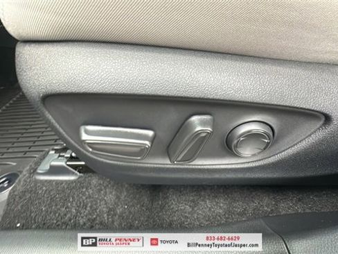 New 2025 Toyota RAV4 XLE image 16