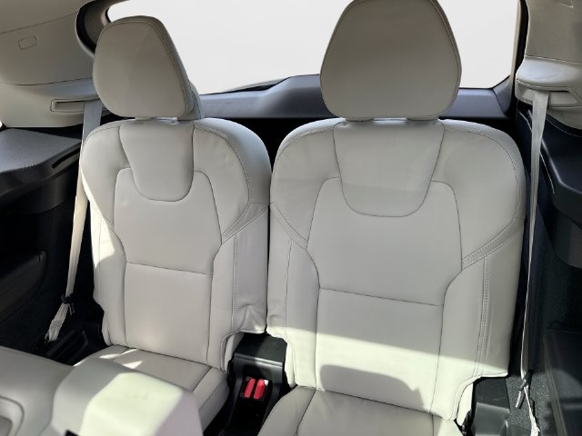 Certified 2026 Volvo XC90 B6 Ultra AWD/4WD image 31
