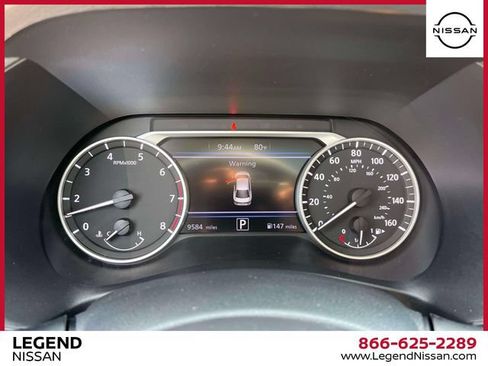 Used 2023 Nissan Sentra SR w/ SR Premium Package FWD image 27